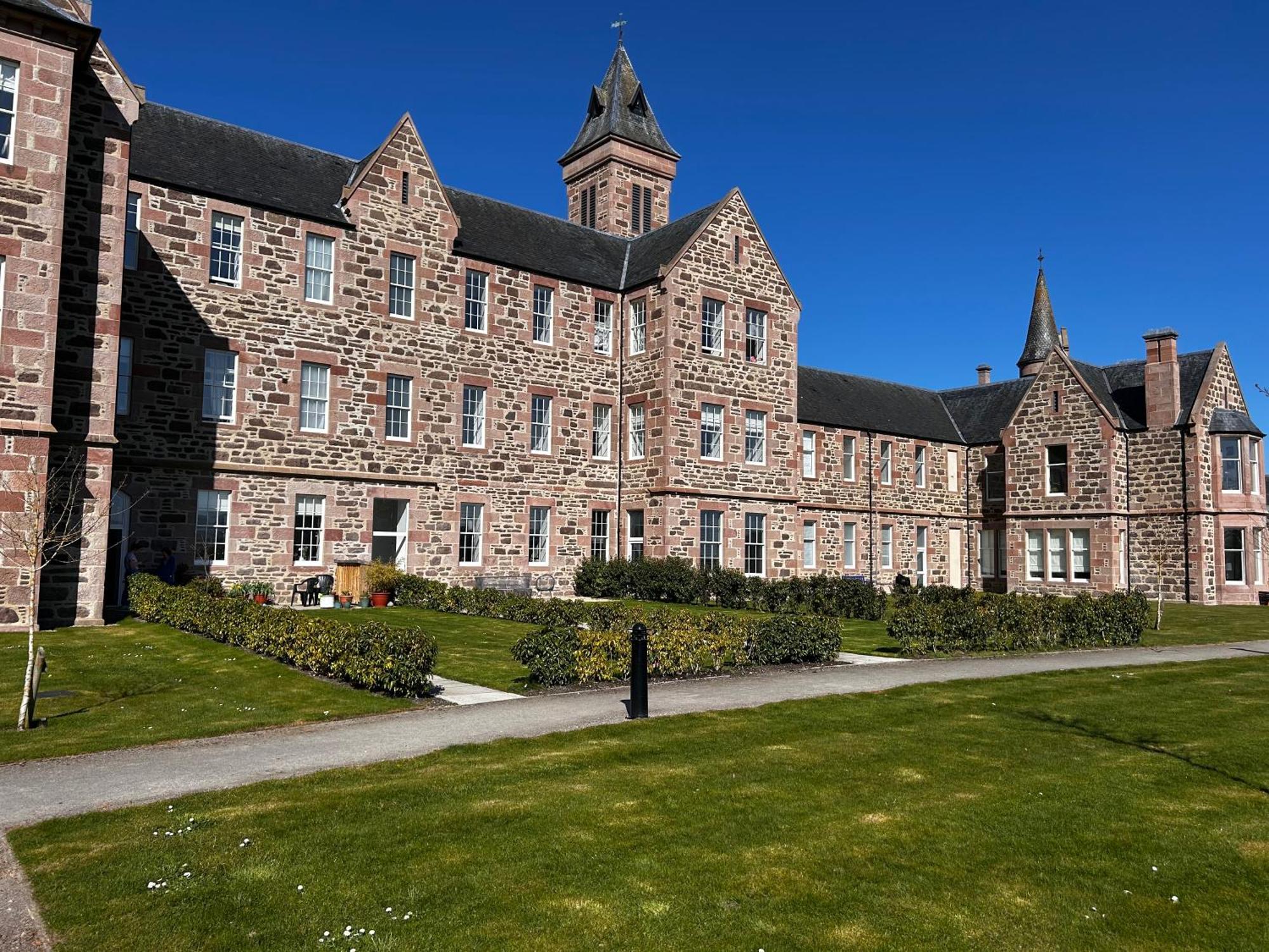 Inverness Great Glen Town House, 5 Minute Drive From Town Centre מראה חיצוני תמונה